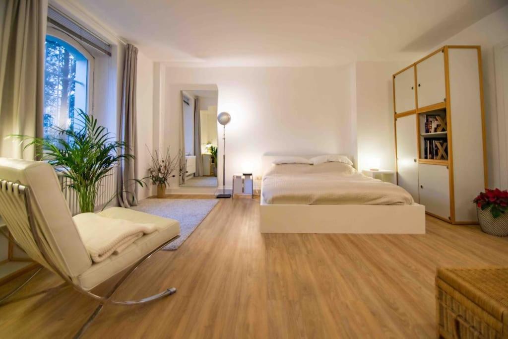 Ground Floor In Villa In Charlottenburg Garden View Berlin Exterior foto