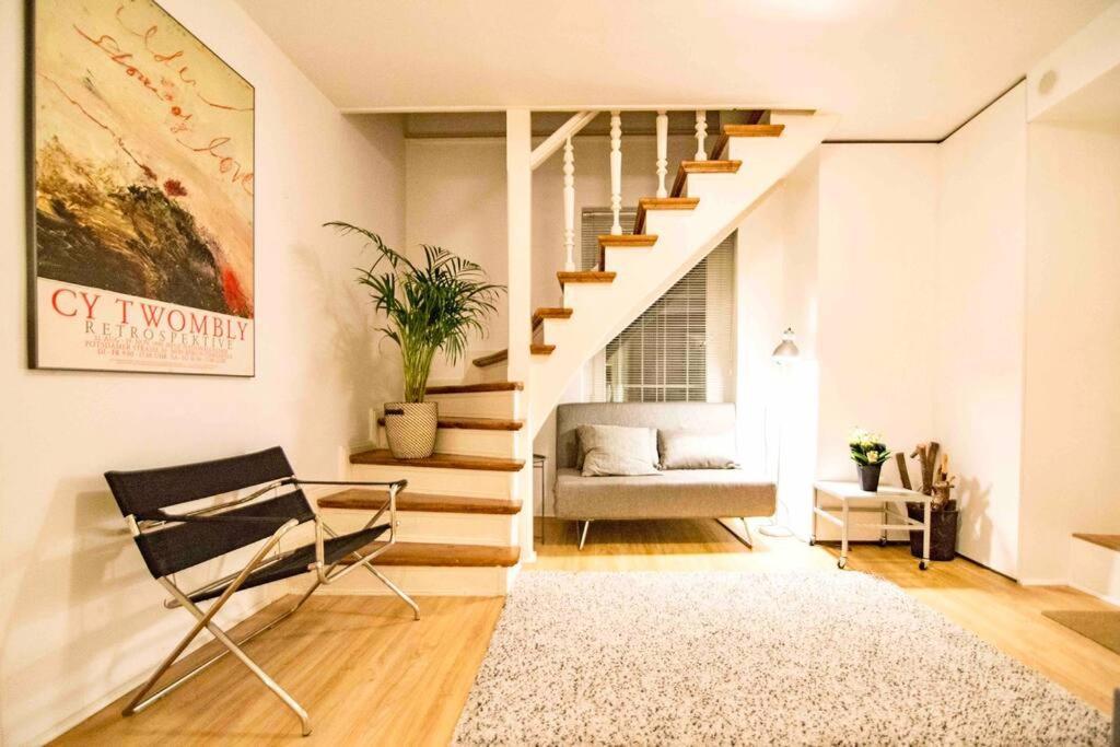Ground Floor In Villa In Charlottenburg Garden View Berlin Exterior foto